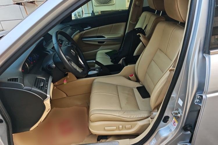Used Honda Crosstour 2012 2.4L Luxury Edition Left Front Seat