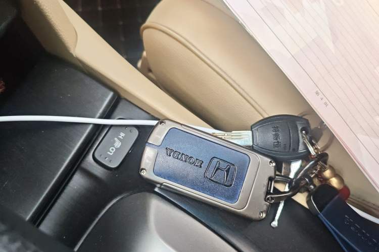Used Honda Crosstour 2012 2.4L Prestige Edition Vehicle Key