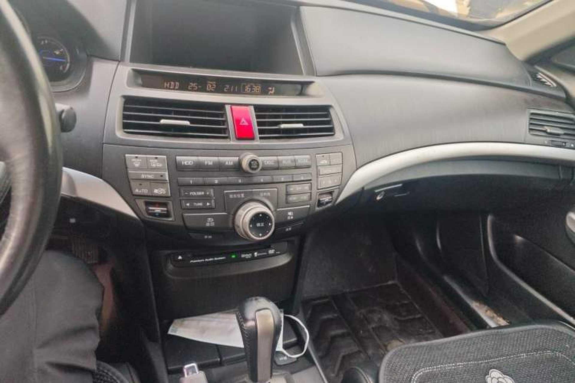 Used Honda Crosstour 2012 2.4L Prestige Edition Audio And AC Panel