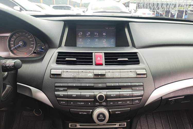 Used Honda Crosstour 2012 2.4L Luxury Edition Audio And AC Panel