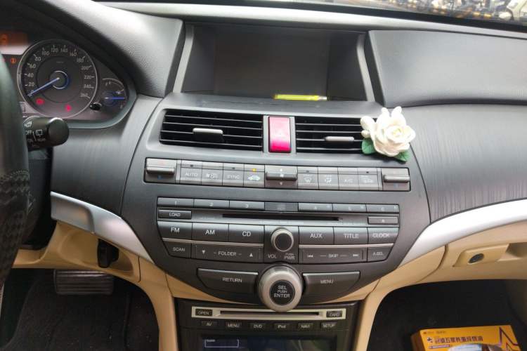 Used Honda Crosstour 2012 2.4L Prestige Edition Audio And AC Panel