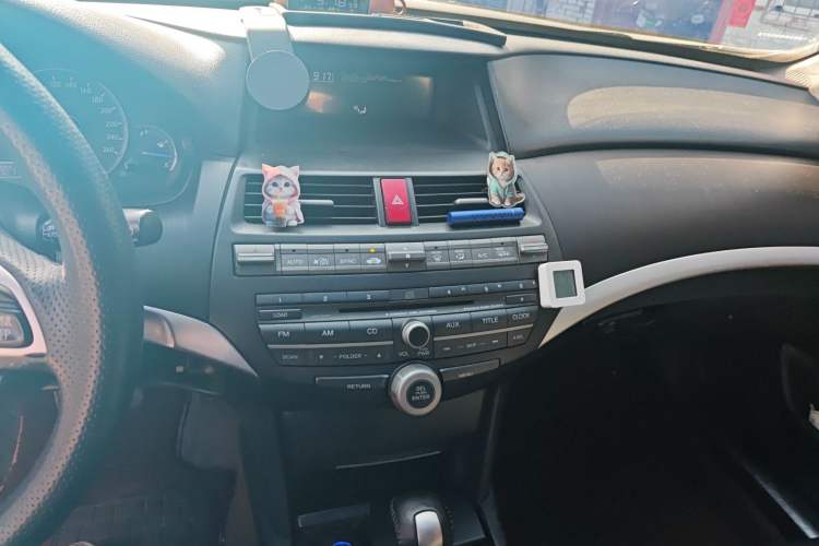 Used Honda Crosstour 2012 2.4L Luxury Edition Audio And AC Panel