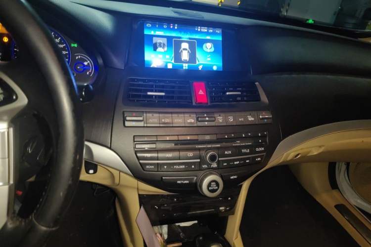 Used Honda Crosstour 2012 2.4L Luxury Edition Audio And AC Panel