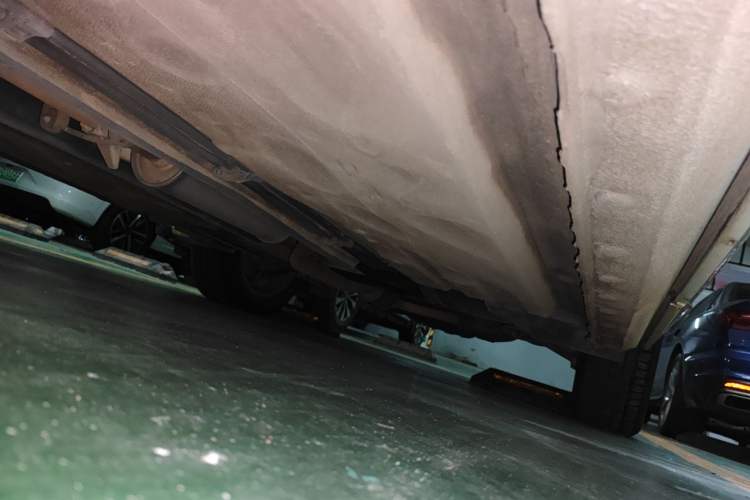 Used Honda Crosstour 2012 2.4L Luxury Edition Chassis Front Left
