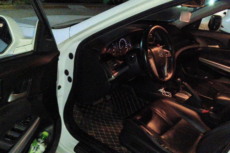 Used Honda Crosstour 2012 2.4L Luxury Edition Driver Seat