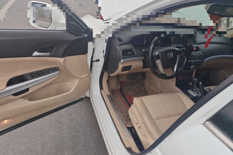 Used Honda Crosstour 2012 2.4L Luxury Edition Driver Seat