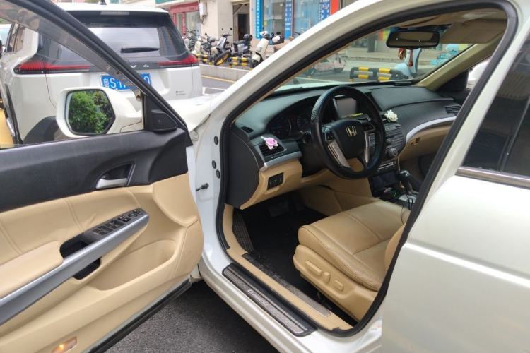 Used Honda Crosstour 2012 2.4L Prestige Edition Driver Seat