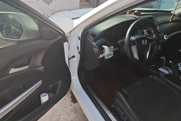Used Honda Crosstour 2012 2.4L Luxury Edition Driver Seat