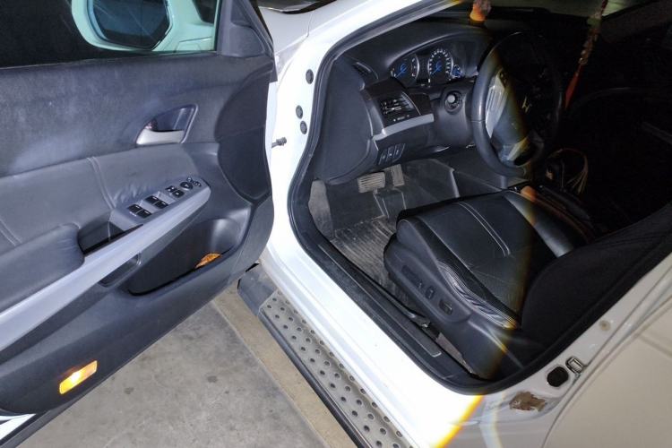 Used Honda Crosstour 2012 2.4L Luxury Edition Driver Seat