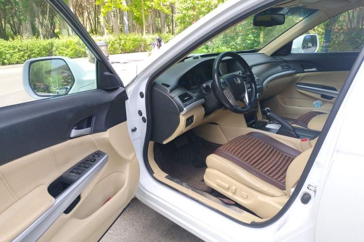 Used Honda Crosstour 2012 2.4L Prestige Edition Driver Seat
