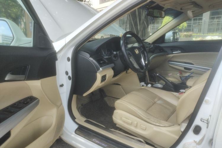 Used Honda Crosstour 2012 2.4L Luxury Edition Driver Seat