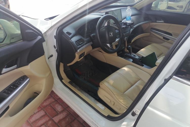 Used Honda Crosstour 2012 2.4L Luxury Edition Driver Seat