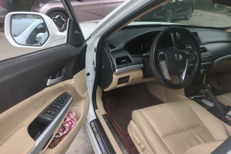 Used Honda Crosstour 2012 2.4L Luxury Edition Driver Seat