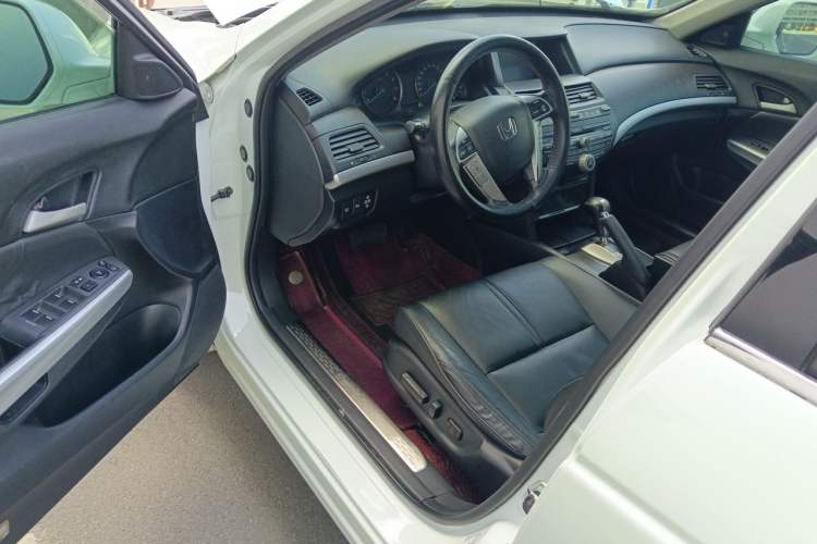 Used Honda Crosstour 2012 2.4L Luxury Edition Driver Seat