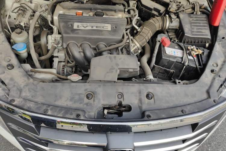 Used Honda Crosstour 2012 2.4L Luxury Edition Engine Bay