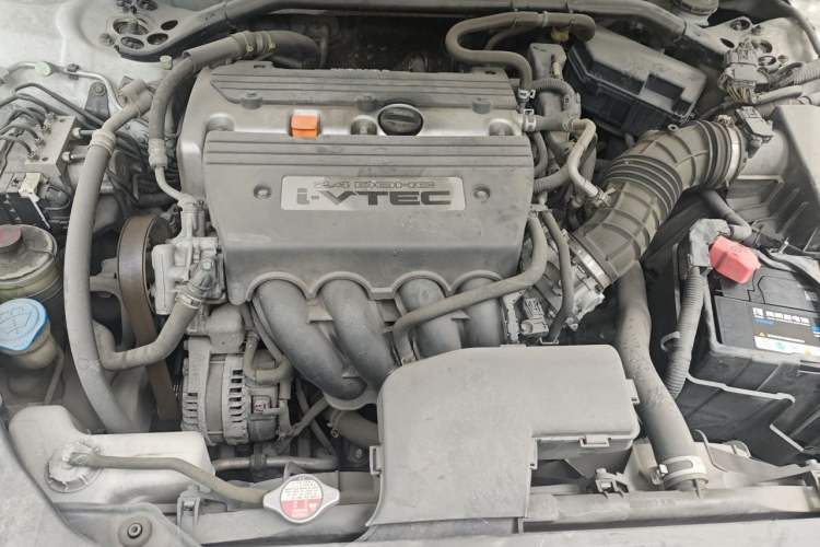 Used Honda Crosstour 2012 2.4L Luxury Edition Engine Bay