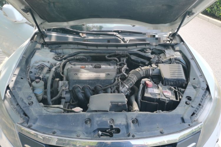 Used Honda Crosstour 2012 2.4L Luxury Edition Engine Bay