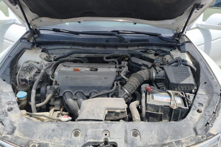 Used Honda Crosstour 2012 2.4L Luxury Edition Engine Bay