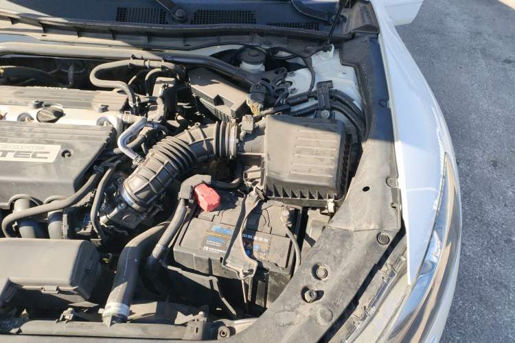 Used Honda Crosstour 2012 2.4L Luxury Edition Engine Bay Left