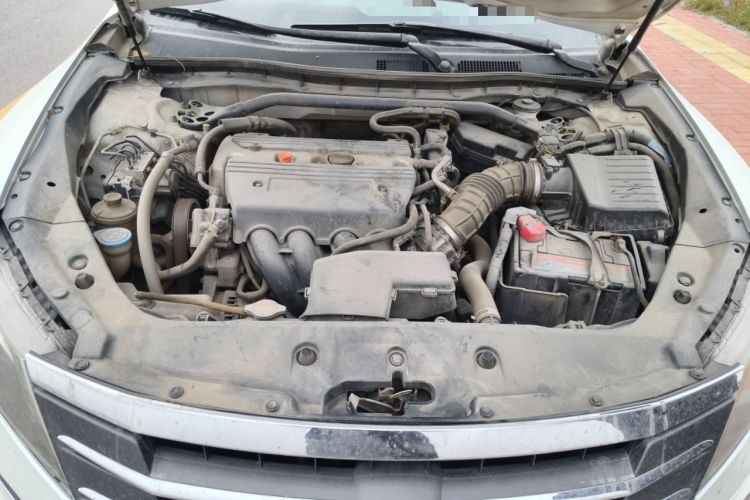 Used Honda Crosstour 2012 2.4L Luxury Edition Engine Bay