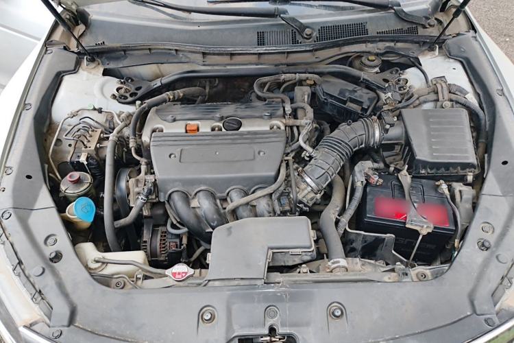 Used Honda Crosstour 2012 2.4L Luxury Edition Engine Bay