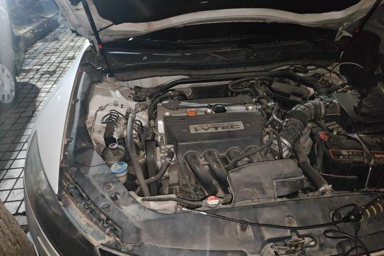 Used Honda Crosstour 2012 2.4L Luxury Edition Engine Bay Right