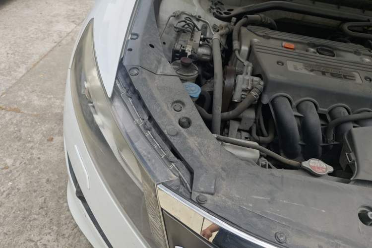 Used Honda Crosstour 2012 2.4L Luxury Edition Engine Bay Right