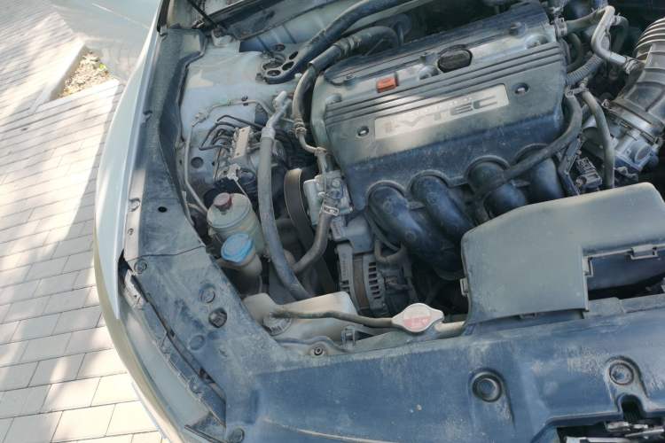 Used Honda Crosstour 2012 2.4L Luxury Edition Engine Bay Right