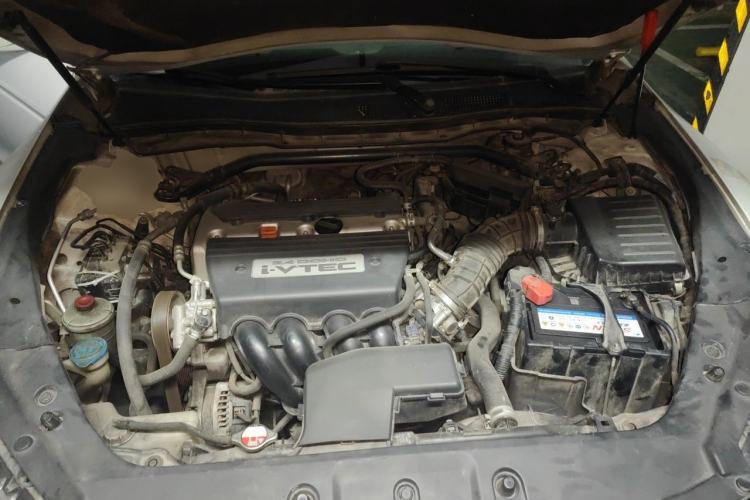 Used Honda Crosstour 2012 2.4L Luxury Edition Engine Bay
