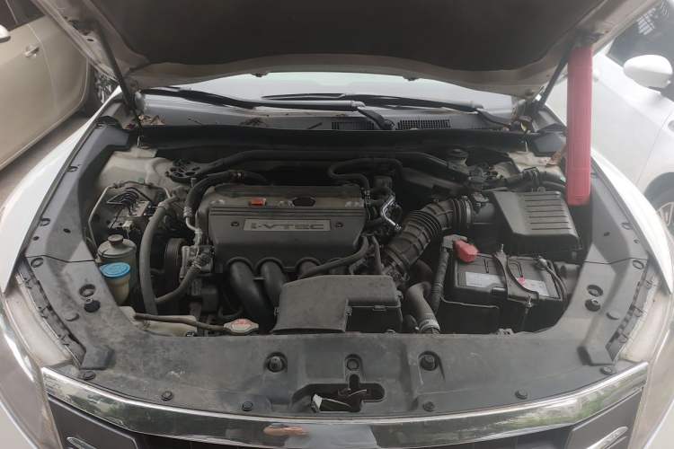 Used Honda Crosstour 2012 2.4L Luxury Edition Engine Bay