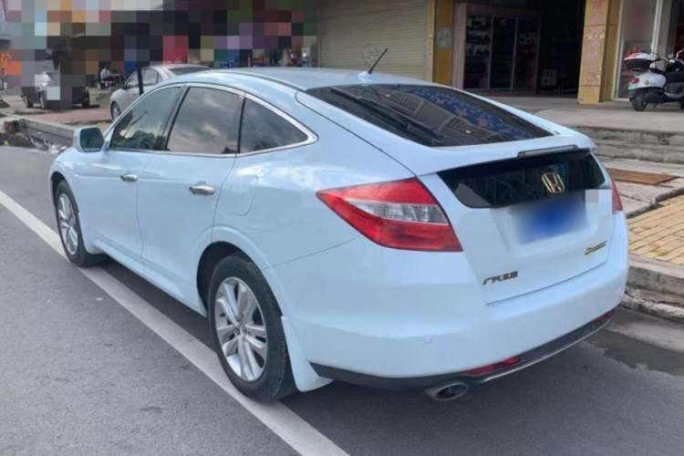 Used Honda Crosstour 2012 2.4L Luxury Edition Exterior 3