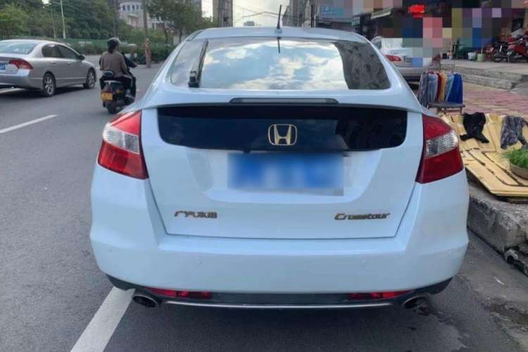 Used Honda Crosstour 2012 2.4L Luxury Edition Exterior 4