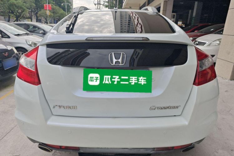 Used Honda Crosstour 2012 2.4L Luxury Edition Exterior 4