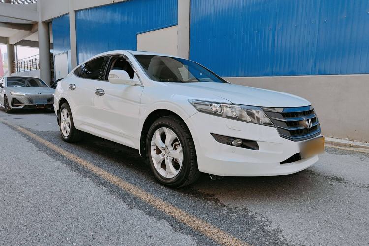 Used Honda Crosstour 2012 2.4L Luxury Edition Exterior 5