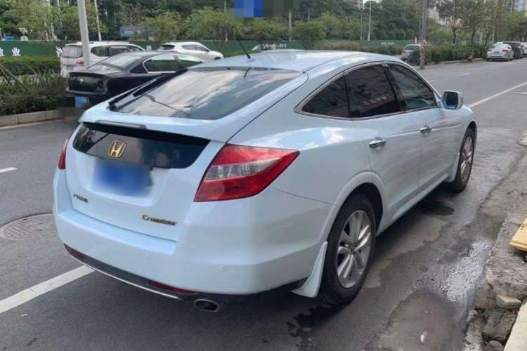 Used Honda Crosstour 2012 2.4L Luxury Edition Exterior 5