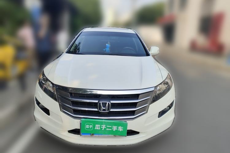 Used Honda Crosstour 2012 2.4L Luxury Edition Front