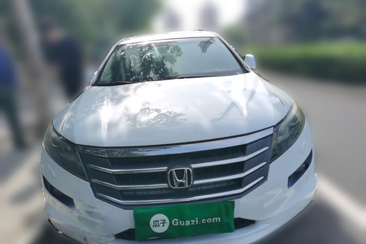 Used Honda Crosstour 2012 2.4L Luxury Edition Front
