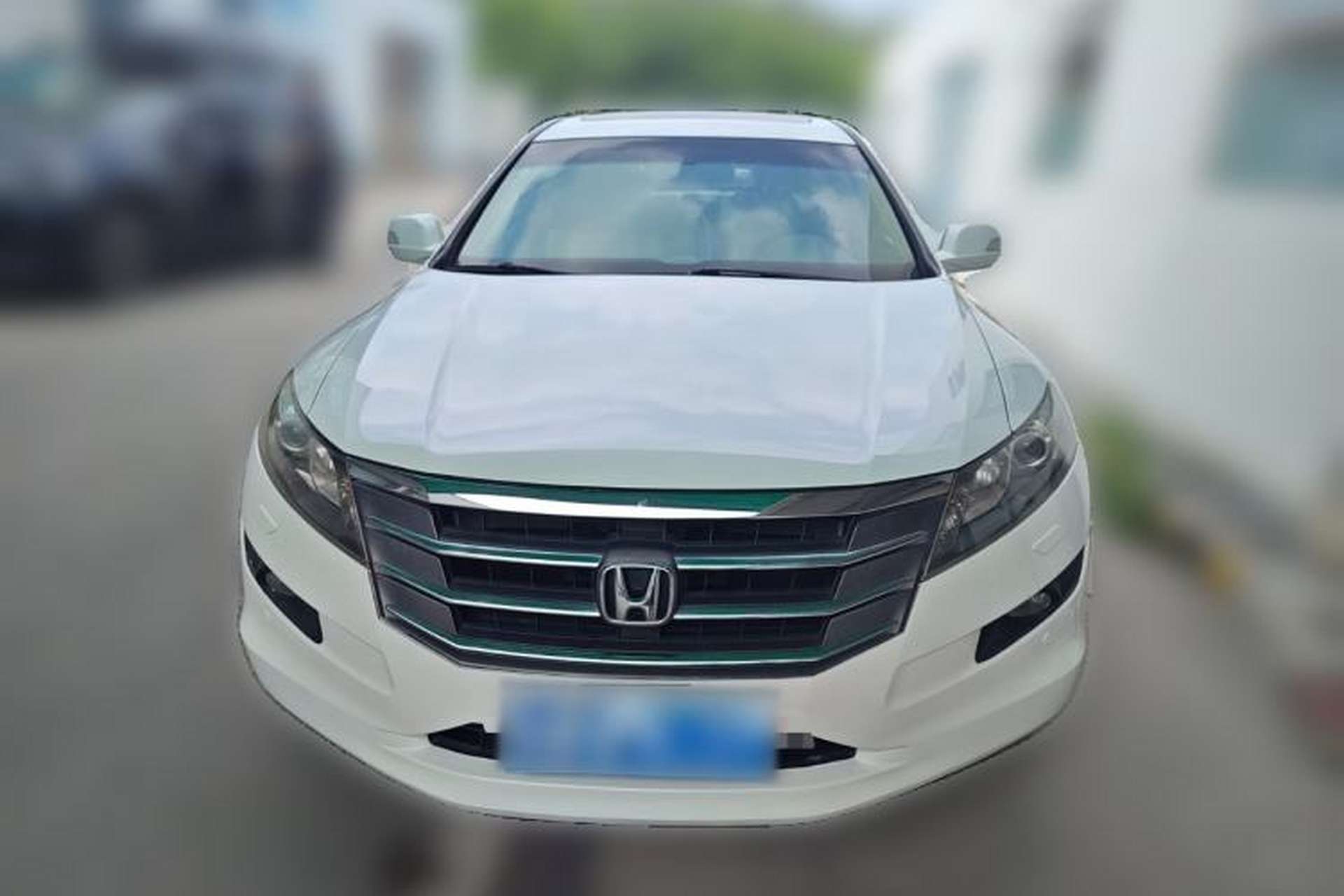 Used Honda Crosstour 2012 2.4L Luxury Edition Front