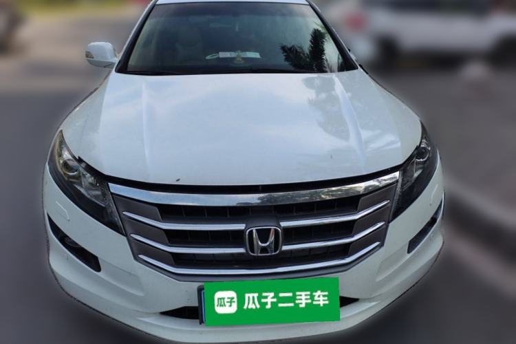 Used Honda Crosstour 2012 2.4L Luxury Edition Front