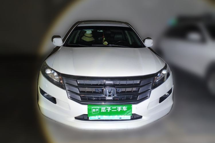 Used Honda Crosstour 2012 2.4L Luxury Edition Front