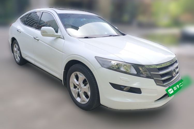 Used Honda Crosstour 2012 2.4L Prestige Edition Front Right 45 Deg