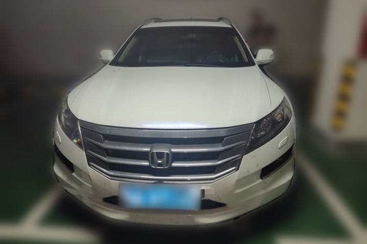 Used Honda Crosstour 2012 2.4L Luxury Edition Front