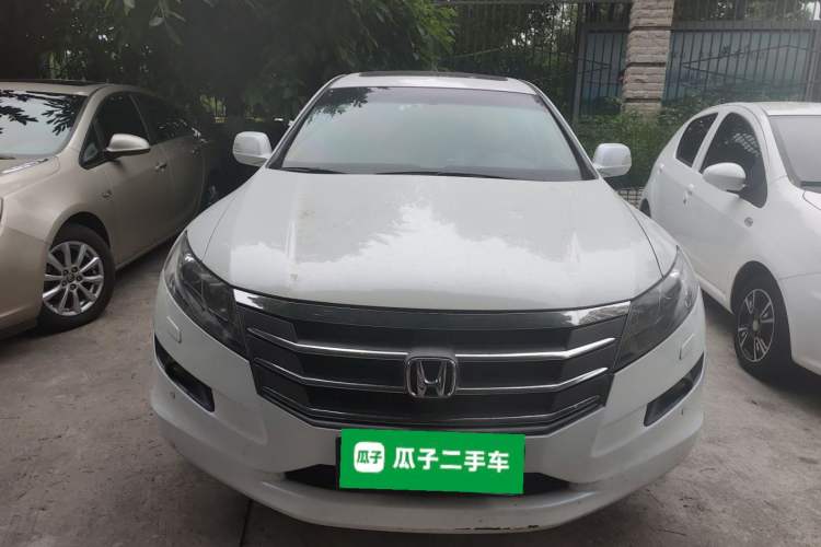 Used Honda Crosstour 2012 2.4L Luxury Edition Front
