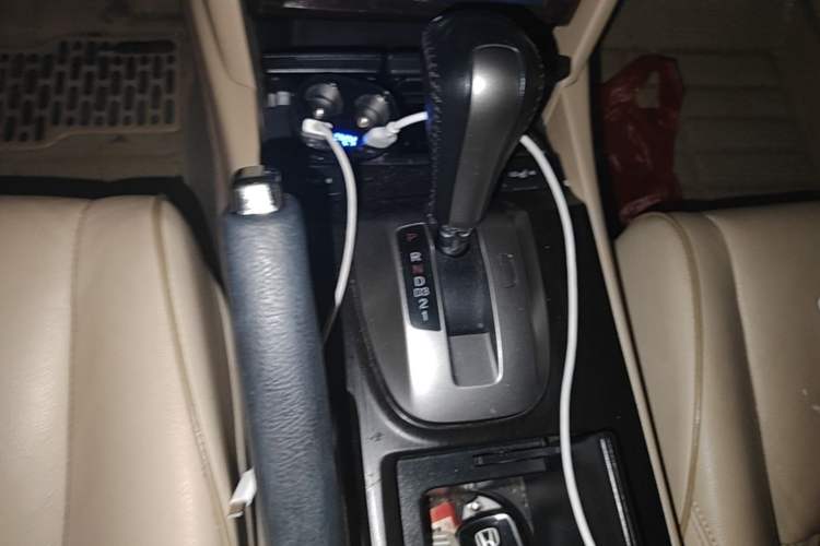 Used Honda Crosstour 2012 2.4L Luxury Edition Gear Lever