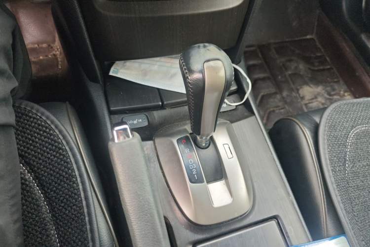 Used Honda Crosstour 2012 2.4L Prestige Edition Gear Lever