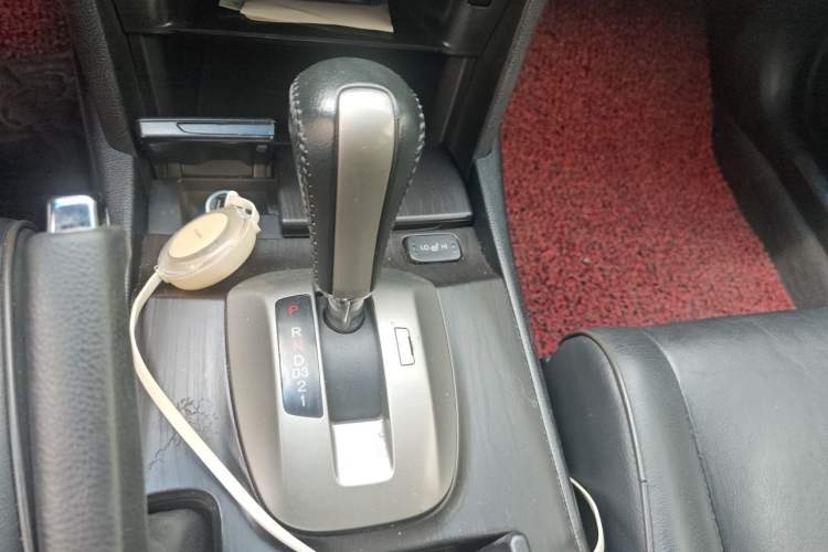 Used Honda Crosstour 2012 2.4L Luxury Edition Gear Lever