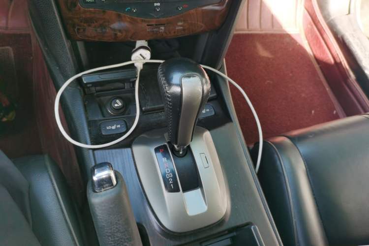 Used Honda Crosstour 2012 2.4L Luxury Edition Gear Lever