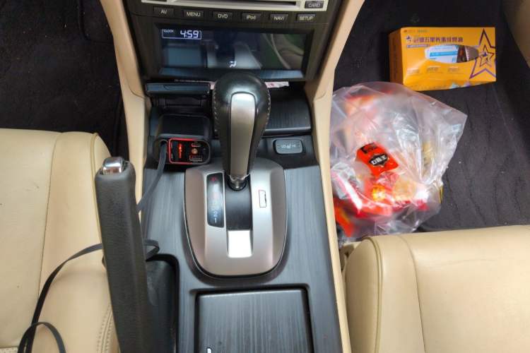 Used Honda Crosstour 2012 2.4L Prestige Edition Gear Lever