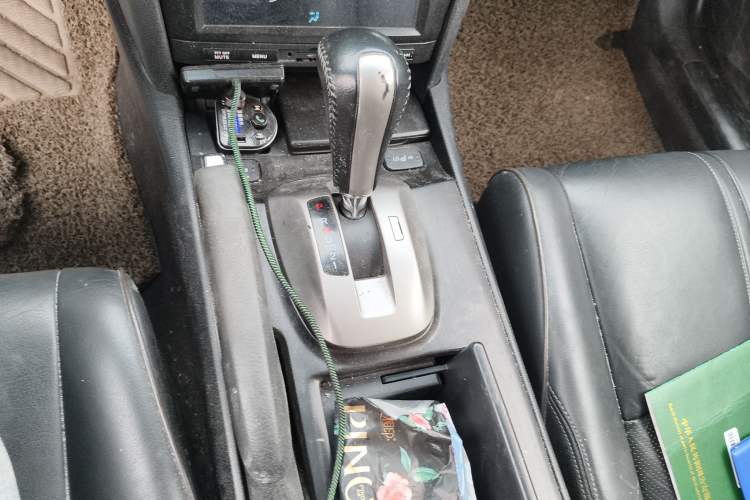 Used Honda Crosstour 2012 2.4L Luxury Edition Gear Lever
