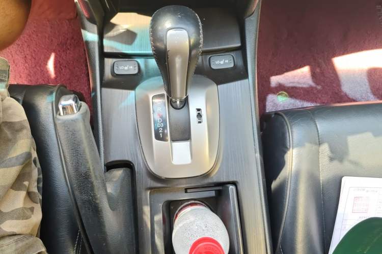 Used Honda Crosstour 2012 2.4L Luxury Edition Gear Lever